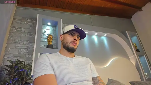 dominic de luca online show from 04-15-26, 03:02