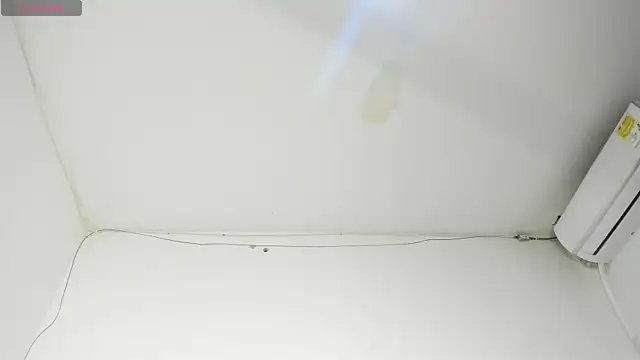 Snapshot of katitahotcam_ass chatting on 10-21-25, 10:43 katitahotcam ass online show from 10-21-25, 10:43