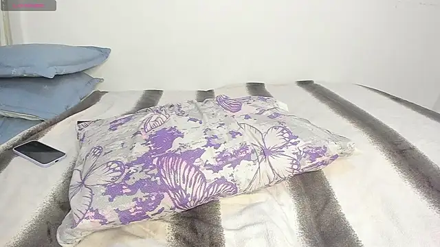 Snapshot of katitahotcam_ass chatting on 11-11-25, 11:05 katitahotcam ass online show from 11-11-25, 11:05