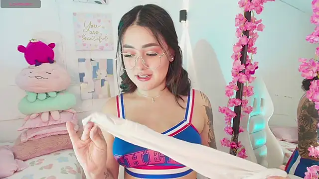 justonecute online show from 09-09-25, 02:22