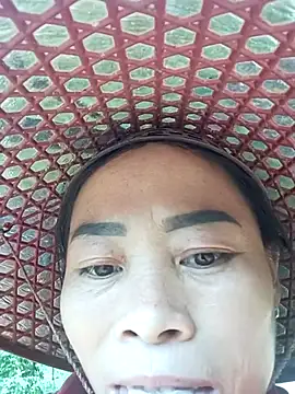 CoMay003 online show from 10-11-25, 01:49