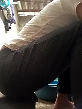 CoMay003 online show from 10-16-25, 05:41