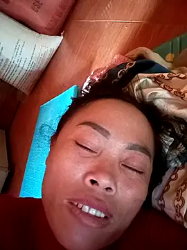 CoMay003 online show from 10-30-25, 04:47