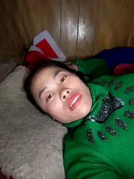 Snapshot of CoMay003 chatting on 01-07-26, 09:45 CoMay003 online show from 01-07-26, 09:45