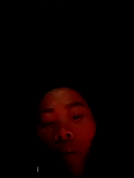 Snapshot of CoMay003 chatting on 01-11-26, 04:39 CoMay003 online show from 01-11-26, 04:39