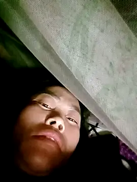 Snapshot of CoMay003 chatting on 02-15-26, 09:55 CoMay003 online show from 02-15-26, 09:55