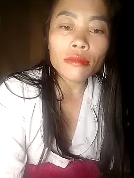 Snapshot of CoMay003 chatting on 02-17-26, 12:01 CoMay003 online show from 02-17-26, 12:01