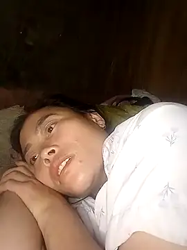 Snapshot of CoMay003 chatting on 02-18-26, 12:06 CoMay003 online show from 02-18-26, 12:06