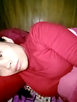 Snapshot of CoMay003 chatting on 03-16-26, 05:44 CoMay003 online show from 03-16-26, 05:44