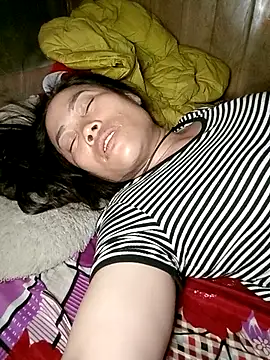 Snapshot of CoMay003 chatting on 03-18-26, 09:40 CoMay003 online show from 03-18-26, 09:40