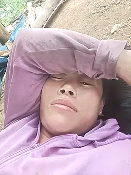 Snapshot of CoMay003 chatting on 03-31-26, 06:25 CoMay003 online show from 03-31-26, 06:25