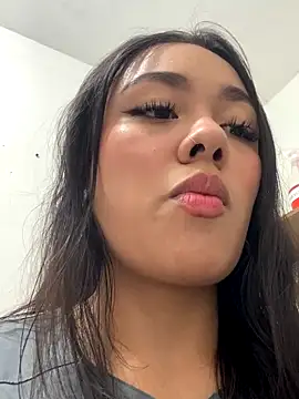 Mariaotalvaro online show from 10-29-25, 03:14