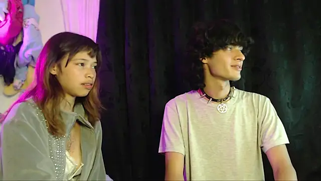 MixiPeach online show from 04-14-26, 02:17