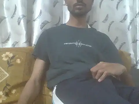 Snapshot of fckboy987 chatting on 10-01-25, 07:20 fckboy987 online show from 10-01-25, 07:20