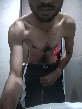 Snapshot of fckboy987 chatting on 11-09-25, 07:17 fckboy987 online show from 11-09-25, 07:17