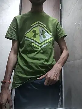 Snapshot of fckboy987 chatting on 01-15-26, 04:11 fckboy987 online show from 01-15-26, 04:11