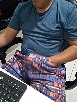 Carloskasado online show from 10-29-25, 11:17