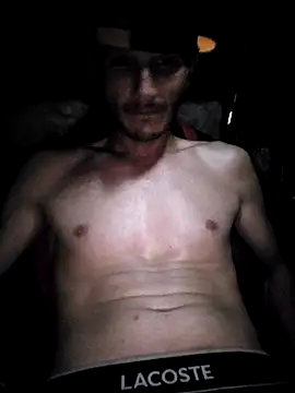 Romance32 online show from 10-31-25, 04:02