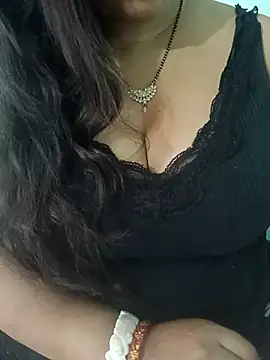 Snapshot of Anjali-bhabhi chatting on 03-08-26, 05:55 Anjali-bhabhi online show from 03-08-26, 05:55