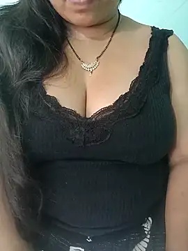 Snapshot of Anjali-bhabhi chatting on 03-12-26, 06:52 Anjali-bhabhi online show from 03-12-26, 06:52