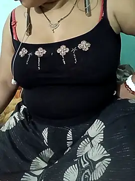 Snapshot of Anjali-bhabhi chatting on 04-04-26, 06:16 Anjali-bhabhi online show from 04-04-26, 06:16