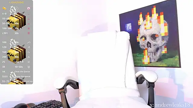 Snapshot of an_drew18 chatting on 10-18-25, 02:29 an drew18 online show from 10-18-25, 02:29