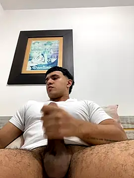 Snapshot of TysonAn chatting on 10-09-25, 04:10 TysonAn online show from 10-09-25, 04:10