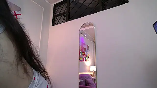 Snapshot of MilkyLally chatting on 07-01-26, 12:07 MilkyLally online show from 07-01-26, 12:07