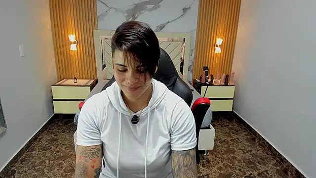 KAROLLJONES1 online show from 02-17-26, 07:31