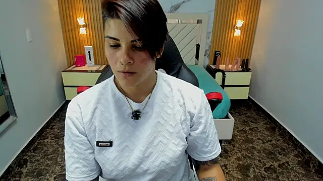 KAROLLJONES1 online show from 02-25-26, 07:34