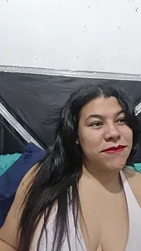 ALMAWHITE online show from 12-22-25, 12:35