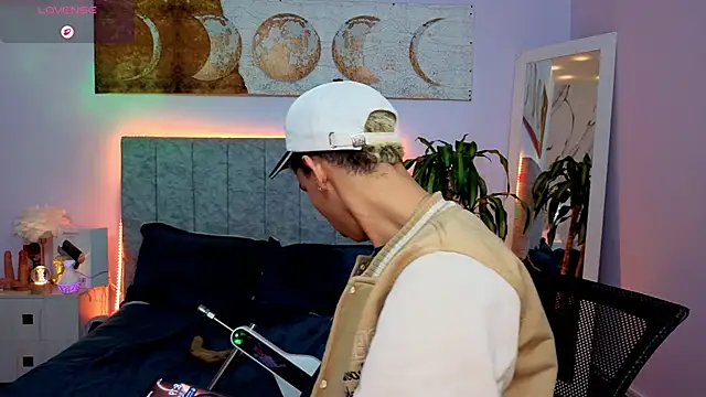 Room 69x online show from 03-11-26, 01:17