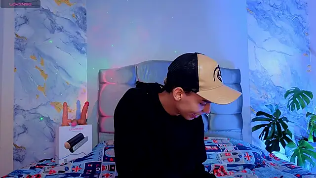 Room 69x online show from 04-15-26, 12:56