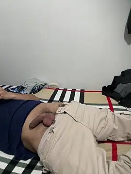 Snapshot of MonisticBlues chatting on 04-04-26, 01:37 MonisticBlues online show from 04-04-26, 01:37