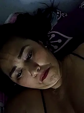 Snapshot of linda_luna29 chatting on 11-01-25, 04:47 linda luna29 online show from 11-01-25, 04:47