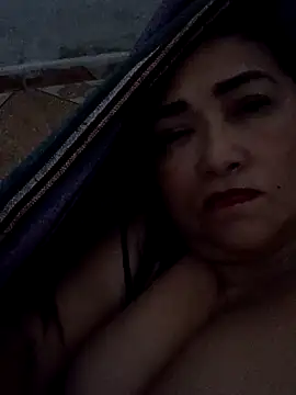 Snapshot of linda_luna29 chatting on 11-03-25, 09:48 linda luna29 online show from 11-03-25, 09:48