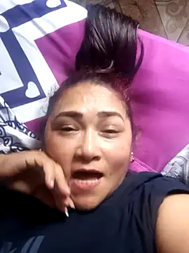 Snapshot of linda_luna29 chatting on 01-10-26, 09:30 linda luna29 online show from 01-10-26, 09:30