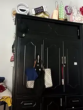 Snapshot of linda_luna29 chatting on 01-17-26, 02:38 linda luna29 online show from 01-17-26, 02:38