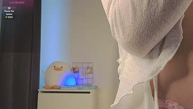 roxydolll online show from 03-25-26, 02:06