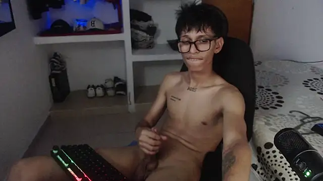 Snapshot of sung_yol chatting on 06-19-26, 05:34 sung yol online show from 06-19-26, 05:34