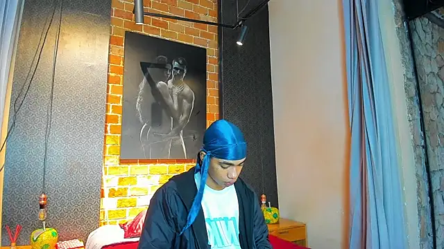 AlanCutee online show from 11-11-25, 11:21