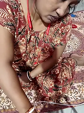 Snapshot of Cute-Swewty chatting on 10-02-25, 02:46 Cute-Swewty online show from 10-02-25, 02:46