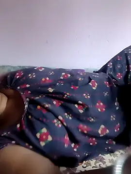 Snapshot of Cute-Swewty chatting on 10-27-25, 10:41 Cute-Swewty online show from 10-27-25, 10:41