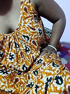 Snapshot of Cute-Swewty chatting on 11-21-25, 03:11 Cute-Swewty online show from 11-21-25, 03:11