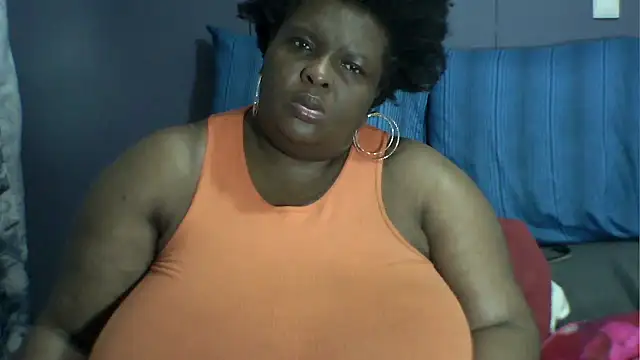 Voluptuousbbw1 online show from 09-12-25, 11:59
