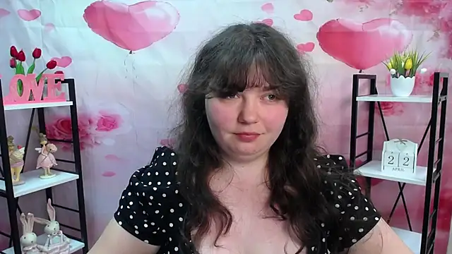 Snapshot of NeonilaLisova chatting on 04-23-26, 12:29 NeonilaLisova online show from 04-23-26, 12:29