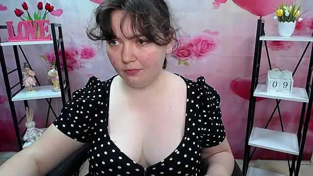 Snapshot of NeonilaLisova chatting on 05-09-26, 11:04 NeonilaLisova online show from 05-09-26, 11:04