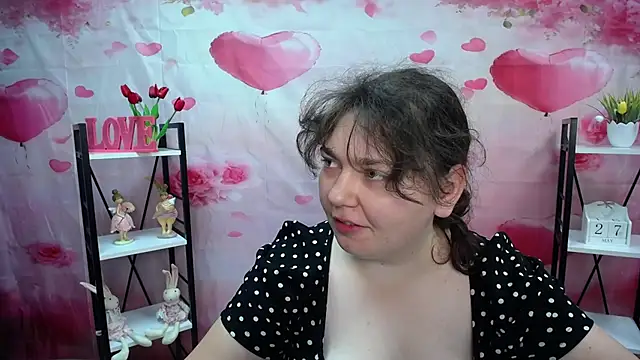 Snapshot of NeonilaLisova chatting on 05-28-26, 05:05 NeonilaLisova online show from 05-28-26, 05:05