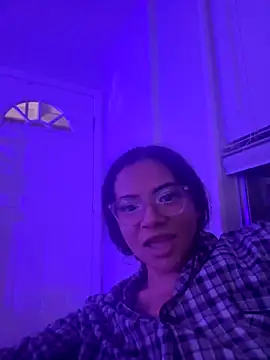 Snapshot of vixxnovalee chatting on 09-27-25, 11:04 vixxnovalee online show from 09-27-25, 11:04