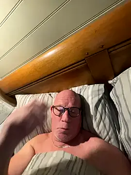 Snapshot of philefc chatting on 11-20-25, 09:47 philefc online show from 11-20-25, 09:47